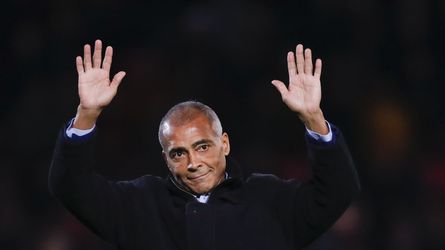 De geschiedenis herhaalt zich: Romario (58) is na eerste training 'een beetje moe'