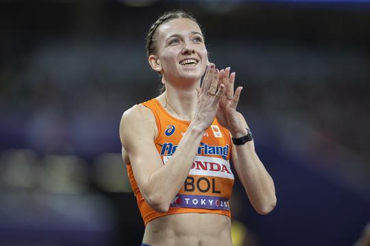 Topatlete Femke Broeders-Bol deelt hoopvolle beelden na moeizaam begin van nieuw avontuur