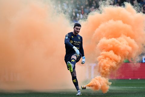 'Oh nee toch, niet weer...': grote verbazing als 'man van glas' Justin Bijlow ineens verdwenen is