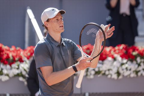 Toptennisser Jannik Sinner is legende Rafael Nadal voorbij: 'Ik ben blij dat ik hier sta'