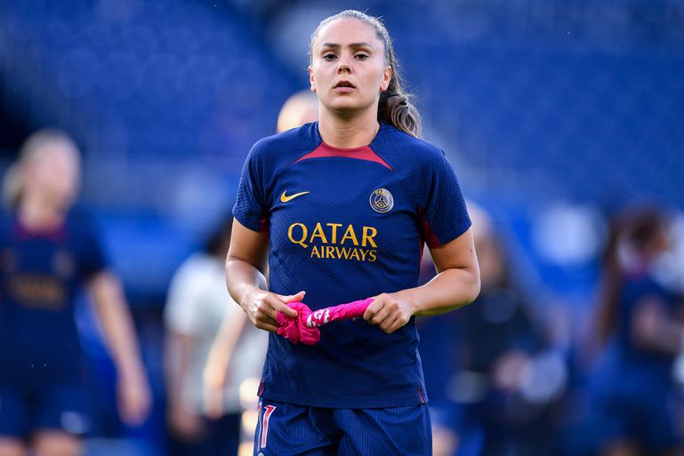 Hoe Lieke Martens en haar keepende man elkaar leerde kennen: 'Die dag erna hebben we meteen gebeld'