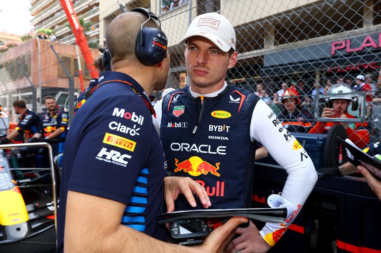 Max Verstappen moet het doen met zesde plek in Monaco, Charles Leclerc schrijft geschiedenis met zege