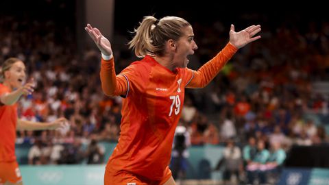 Tophandbalster Estavana Polman laat woord 'afscheid' vallen en licht tipje van de sluier op over toekomst