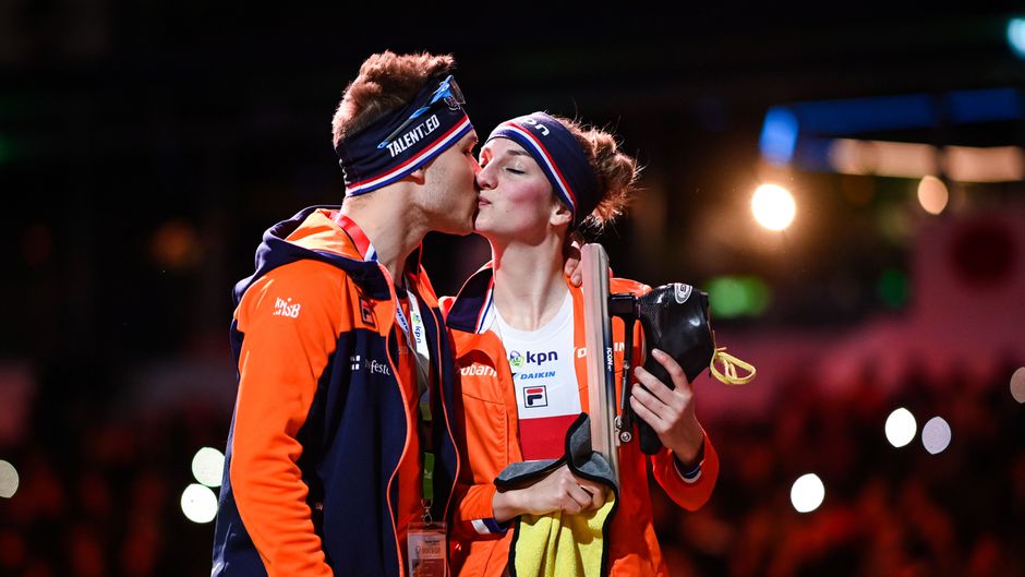 Bekend Nederlands schaatskoppel doet opvallende onthulling: jaar geleden in het geheim getrouwd