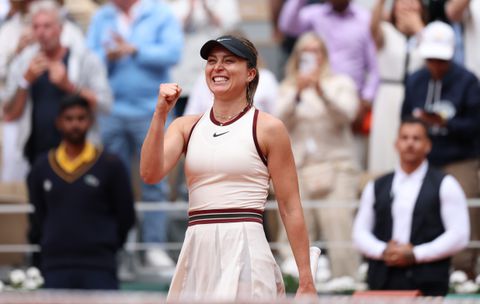 Spaanse toptennisster wint kraker op Roland Garros, maar mist steun van bekende vriend