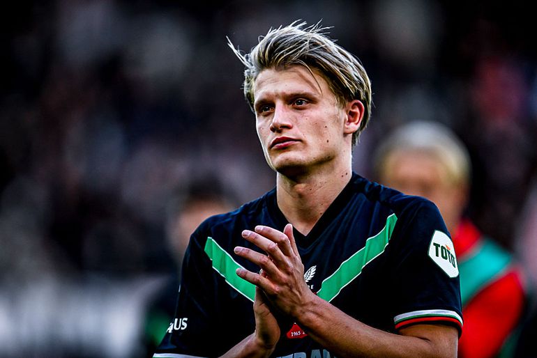 Eredivisie-topscorer Sem Steijn verhuist van Enschede naar riante villa voor eerste Feyenoord-seizoen