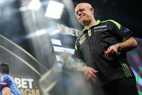 Michael van Gerwen hoopt op verandering na enorme tegenvaller: 'Dat zegt wel iets'