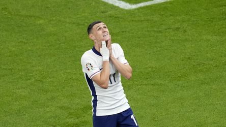 Phil Foden vliegt weer terug naar EK-ploeg Engeland na noodgeval