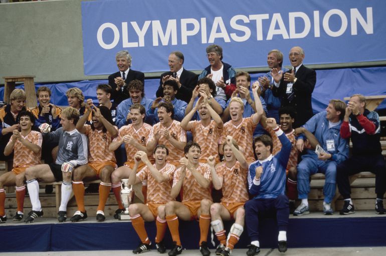 Europees kampioen van 1988 kan niet meer fatsoenlijk over straat: 'Die mensen hangen aan je lippen'