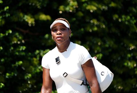 Tennisicoon Serena Williams (44) weet waar ze aan toe is bij sensationele rentree op Wimbledon