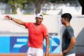 Rafael Nadal met Carlos Alcaraz. © Getty Images
