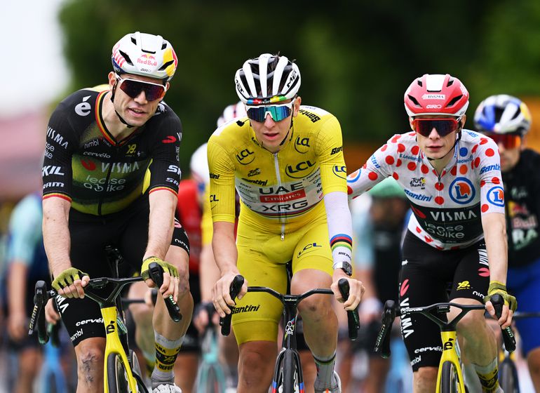 Wout van Aert vreest voor Tadej Pogacar in Parijs: 'Al ziet hij er niet gemotiveerd uit'