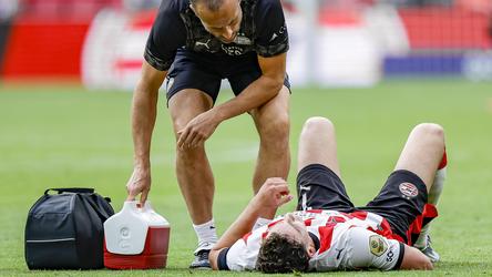 Uitvallen PSV'er Ruben van Bommel smetje op eerste zege voor publiek: 'Het schoot er ineens in'