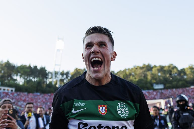 Stakende topspits krijgt zijn zin en maakt droomtransfer naar Premier League voor gigantisch bedrag