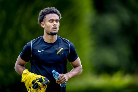 Broertje (20) van Oranje-international duikt plots op bij ex-team van bekendere broer