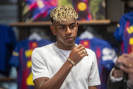 FC Barcelona-trainer grijpt in na omstreden verjaardagsfeestje van toptalent Lamine Yamal