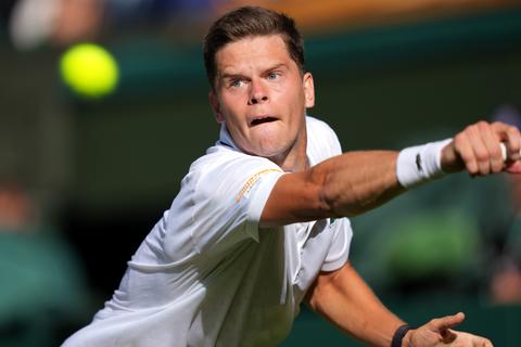 Belgische toptennisser (21) vol ongeloof na bizarre partij: 'Had al vier keer moeten verliezen'