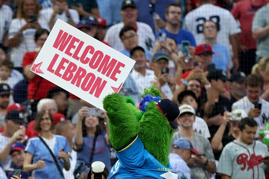 Waarom de komst van NBA-grootheid LeBron James de stad Philadelphia compleet op z’n kop zet