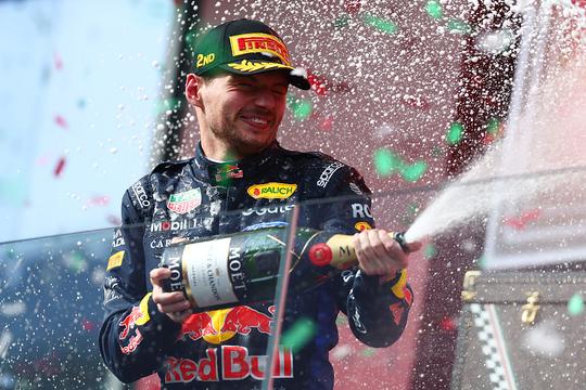 Max Verstappen maakt indruk op buitenlandse media na GP van Hongarije: 'Beste resultaat tot dusver'