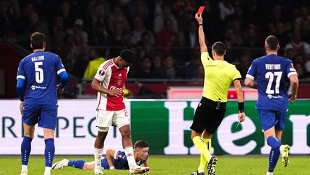 Ajax wordt gefloten door 'oude bekende' scheidsrechter tegen Jagiellonia Bialystok