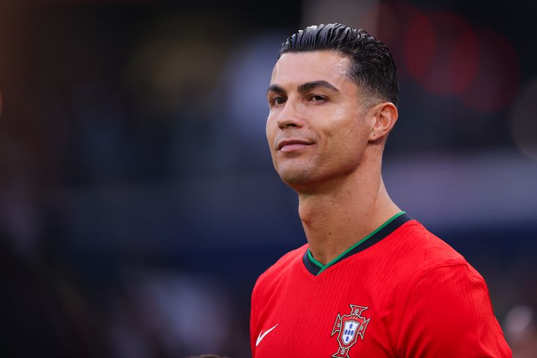 Cristiano Ronaldo (39) gaat nog even door als international: 'Ik wil het team helpen'