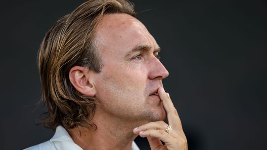 Bijzonder tafereel in vrouwenvoetbal onthuld: 'Zij had gewoon haar dochtertje mee en een nanny'