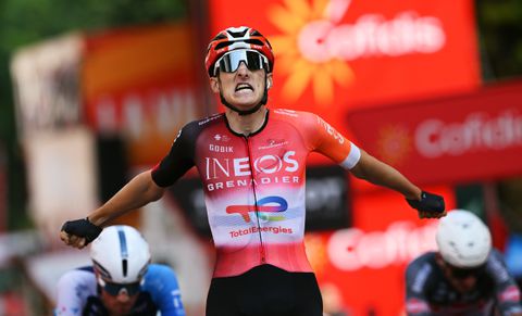 Verrassende sprintwinnaar in vierde etappe Vuelta, teamwork bij Alpecin mislukt volledig