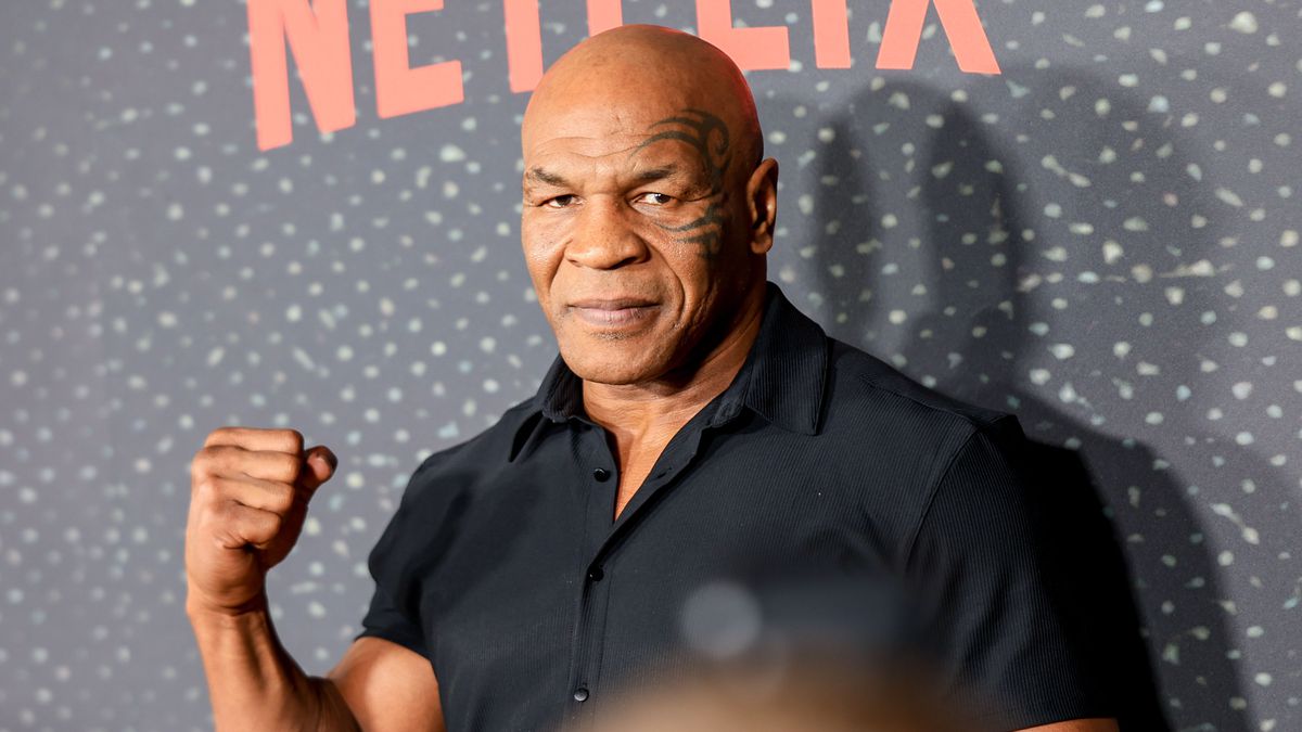 Mike Tyson stapt mogelijk onder invloed in de ring voor gevecht met Jake Paul: 'Ik ga zo high zijn'