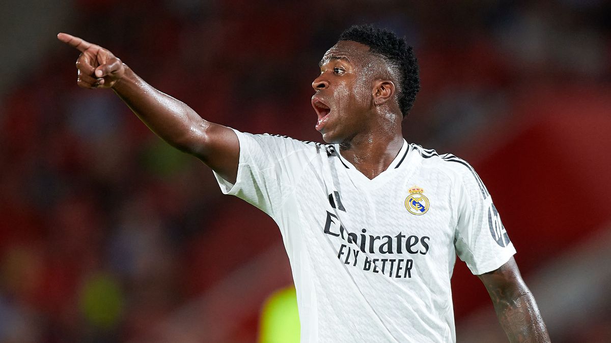 Real Madrid krijgt z'n zin: straffen uitgedeeld aan voetbalfans die Vinicius Junior racistisch bejegenden