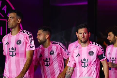 Iconische teamgenoot van Messi en plaaggeest van Oranje op WK 2010 stopt na dit seizoen met voetballen