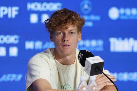 Jannik Sinner reageert voor het eerst op aantijgingen van Roger Federer: 'Zo is het al een tijd'