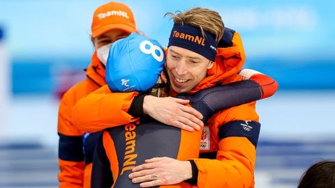 Schaatskampioenen massaal in opstand tegen experimenten op hun geliefde onderdeel: 'Het is levensgevaarlijk'