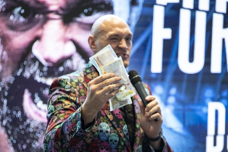 Bokser Tyson Fury onthult hoeveel geld hij op zijn bankrekening heeft: 'Het gaat niet om de kampioensgordel'