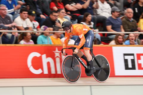 Alleskunner Harrie Lavreysen kan unieke prestatie op WK baanwielrennen nu echt ruiken