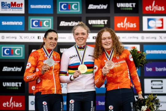 Toprenster Puck Pieterse ontdekte op opvallende manier dat Fem van Empel aan een comeback werkte