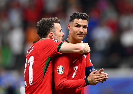 Cristiano Ronaldo laat familie van overleden Diogo Jota dierbaar cadeau na