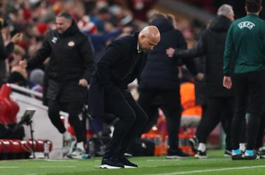 Nederlands voetbalicoon vreest voor positie Arne Slot: 'Denk dat Liverpool een besluit gaat nemen'