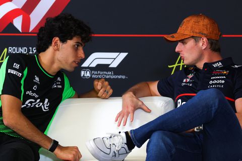 Jonge F1-coureur vertelt over ijzersterke band met 'geweldige kerel' Max Verstappen: 'Hij heeft me zo vaak geholpen'