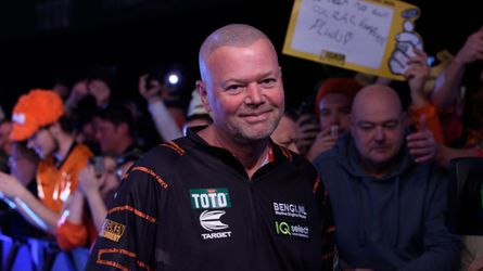 Duizenden darters reizen naar Assen voor Dutch Open, maar Raymond van Barneveld komt niet meer: 'Pleuris end weg'