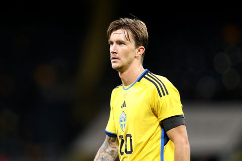 Zweeds international Kristoffer Olsson ligt door heftige hersenaandoening in het ziekenhuis