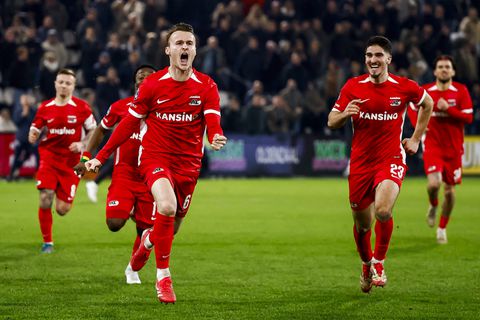 AZ plaatst zich na zenuwslopend gevecht met Heracles Almelo voor finale KNVB Beker