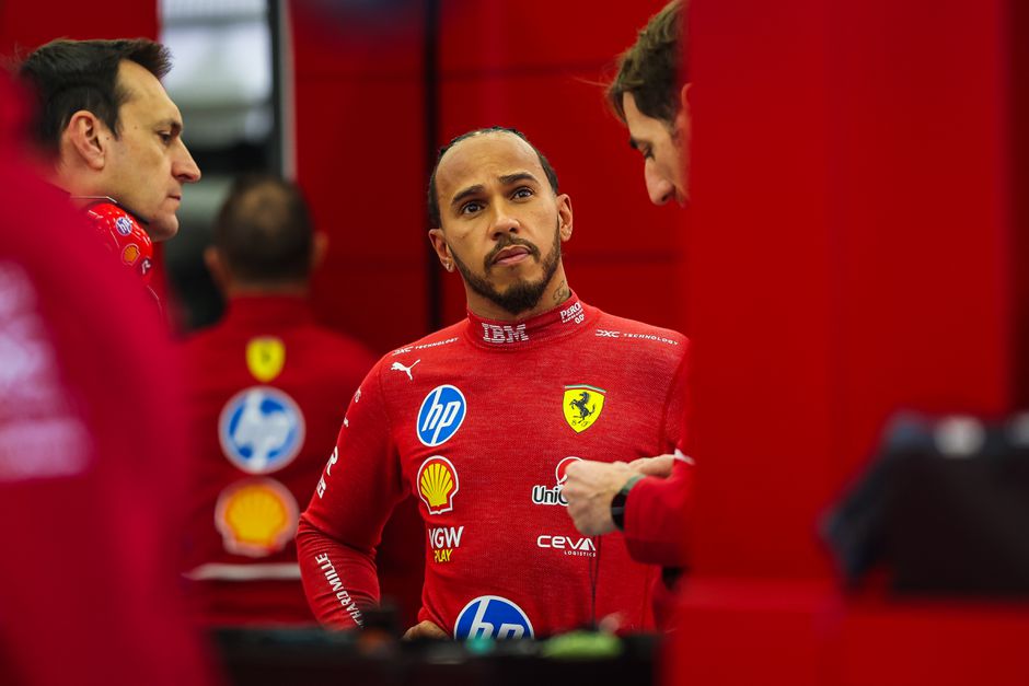 Lewis Hamilton hard aangepakt door collega's bij Mercedes na veelbesproken vertrek: 'Het was zo pijnlijk'