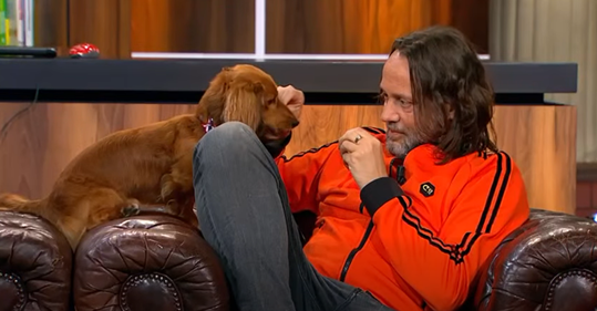 Verdriet om overlijden NOS Sport-boegbeeld: 'We hebben geweldig van je genoten, lieve Messi'