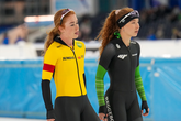 Antoinette (links) en Michelle de Jong in de kleuren van hun voorgaande teams. © Getty Images