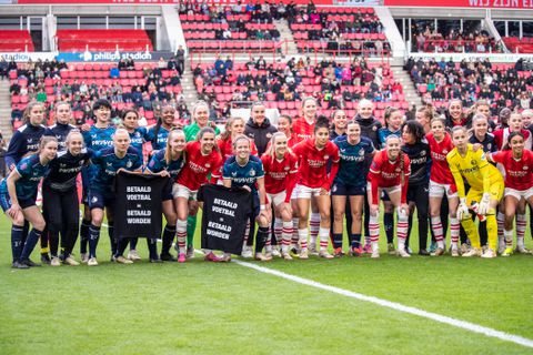 Discussie over salarissen in vrouwenvoetbal: ‘Dan ben ik van mening: betaal ze meer, want ze leveren meer op’