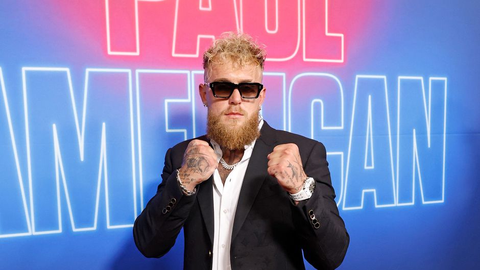 Jake Paul (vriend Jutta Leerdam) reageert fel op uit de bocht vliegende vader: 'Dat kan echt niet'