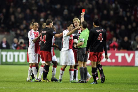 Ex-topspits reageert op bizarre gebeurtenis bij PSV - Ajax: 'Heel surrealistisch'