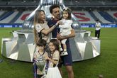 Marquinhos met zijn vrouw na de Coupe de France-finale.

© GettyImages