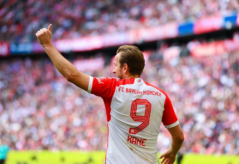 Harry Kane blijft maar scoren: Engelse superspits van Bayern München maakt 400e doelpunt uit zijn loopbaan