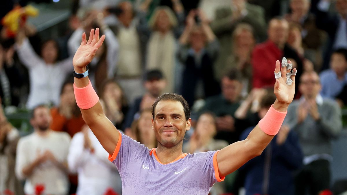 Rafael Nadal verslaat in Madrid eindelijk weer een topspeler, maar: 'Ik ben er nog niet'